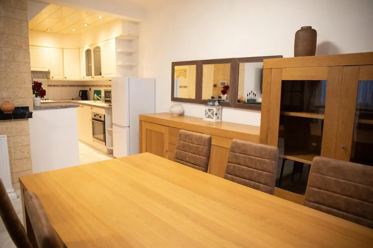 Cozy Family Home Near Lottoarena Antwerpen Antwerpia